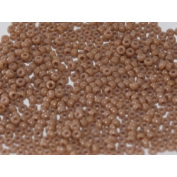 R11-4455 Rocailles 11/0 Duracoat Opaque Beige DB2105(x 10gr)