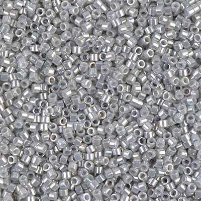 DB0252 Delicas 11/0 Opaque Grey Luster (x5gr)