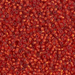 DB0683 Delicas 11/0 Dyed Semi Mat Silver Dark Ruby (x 5gr)  