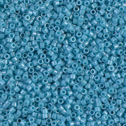 DB0218 Delicas 11/0 Op Médium Turquoise luster (x 5gr) 