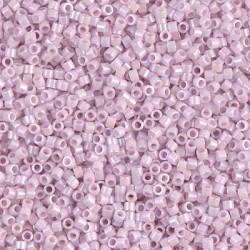 DB1504 Delicas 11/0 Opaque Pale Rose AB (x5gr)